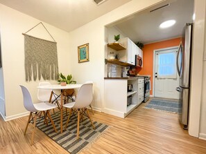 Fridge, microwave, oven, stovetop - Downtown and Beach Adjacent Home in Neighborly Part of Town (Fort Walton Beach)