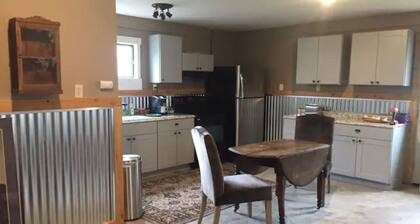 Studio in Downtown Craig - Walk to Missouri River!
