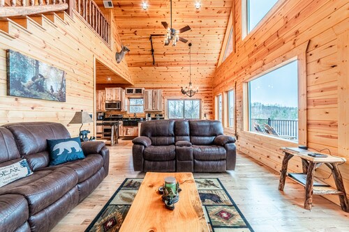 Blueridge Mountain Cabin   Million Dollar Views   Hot Tub  Wifi   Fire Pit