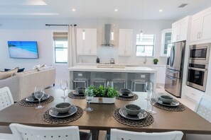 Fridge, microwave, oven, stovetop - 779 Palm Paradise | Brand New Designer Pool Home (Naples)