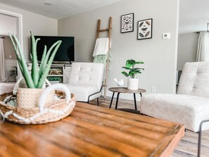 Televisión, oficina