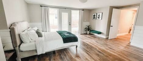 3 soveværelser, skrivebord, Wi-Fi, sengetøj