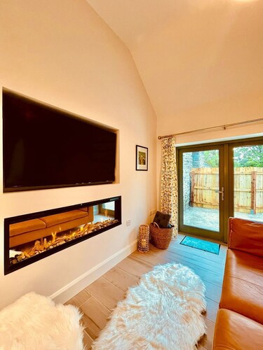 The Coach House, Clonakity. 1 bed apartment