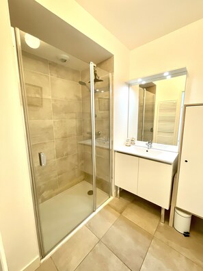 Shower, hair dryer