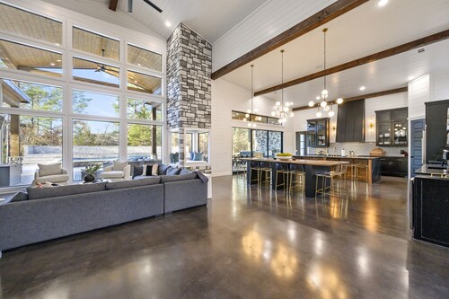 New|Heated Pool|Hot Tub|Fire Pit|Games|Events|Private|Gated|Paved Street