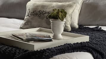 3 bedrooms, desk, free WiFi, bed sheets