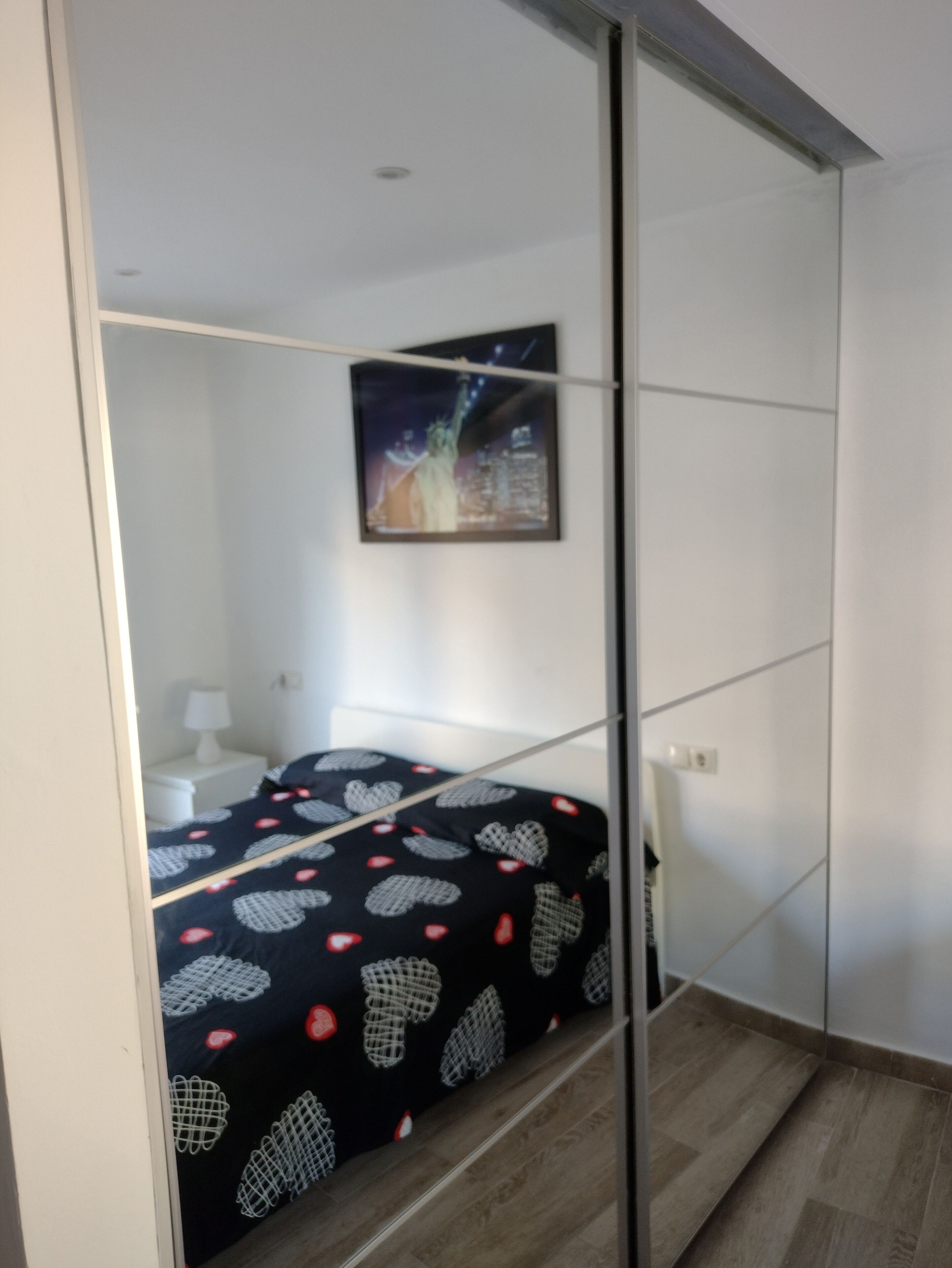 3 makuuhuonetta, Wi-Fi, vuodevaatteet