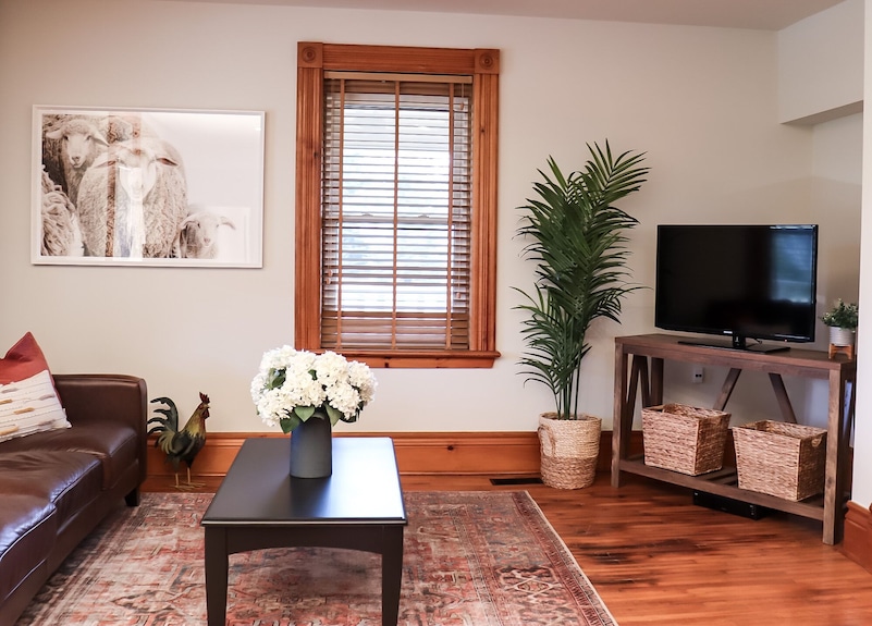 Charming, Private 1 Br - Just Mins To Collingwood! - Collingwood