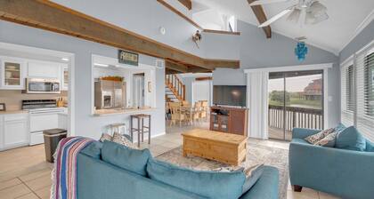 Gated community with POOL on the beach