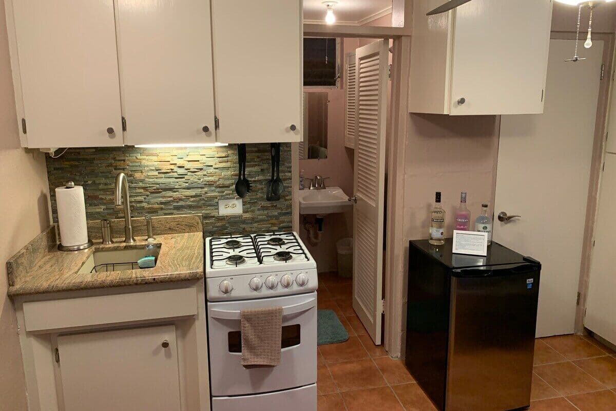 1 bedroom, free minibar, individually decorated, individually furnished