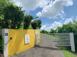 Fachada da propriedade
