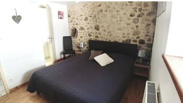 1 habitación, cuna de viaje, wifi y ropa de cama