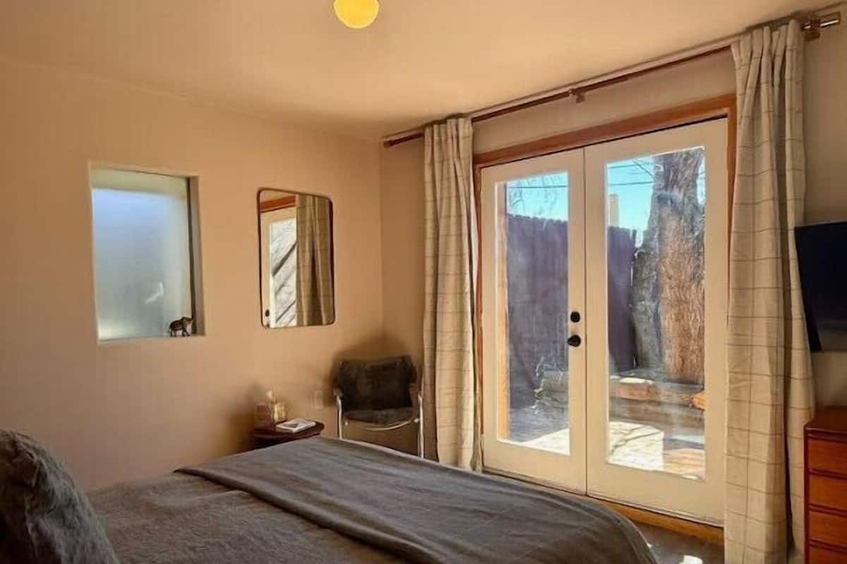 Suite Design, 1 grand lit, cheminée, rez-de-chaussée