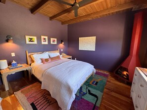 Poni Suite | 2 bedrooms, premium bedding, down duvets, memory-foam beds