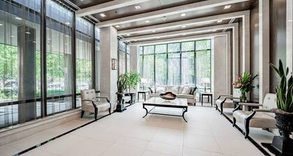 Chic Downtown Toronto Suite | Walk to Everything