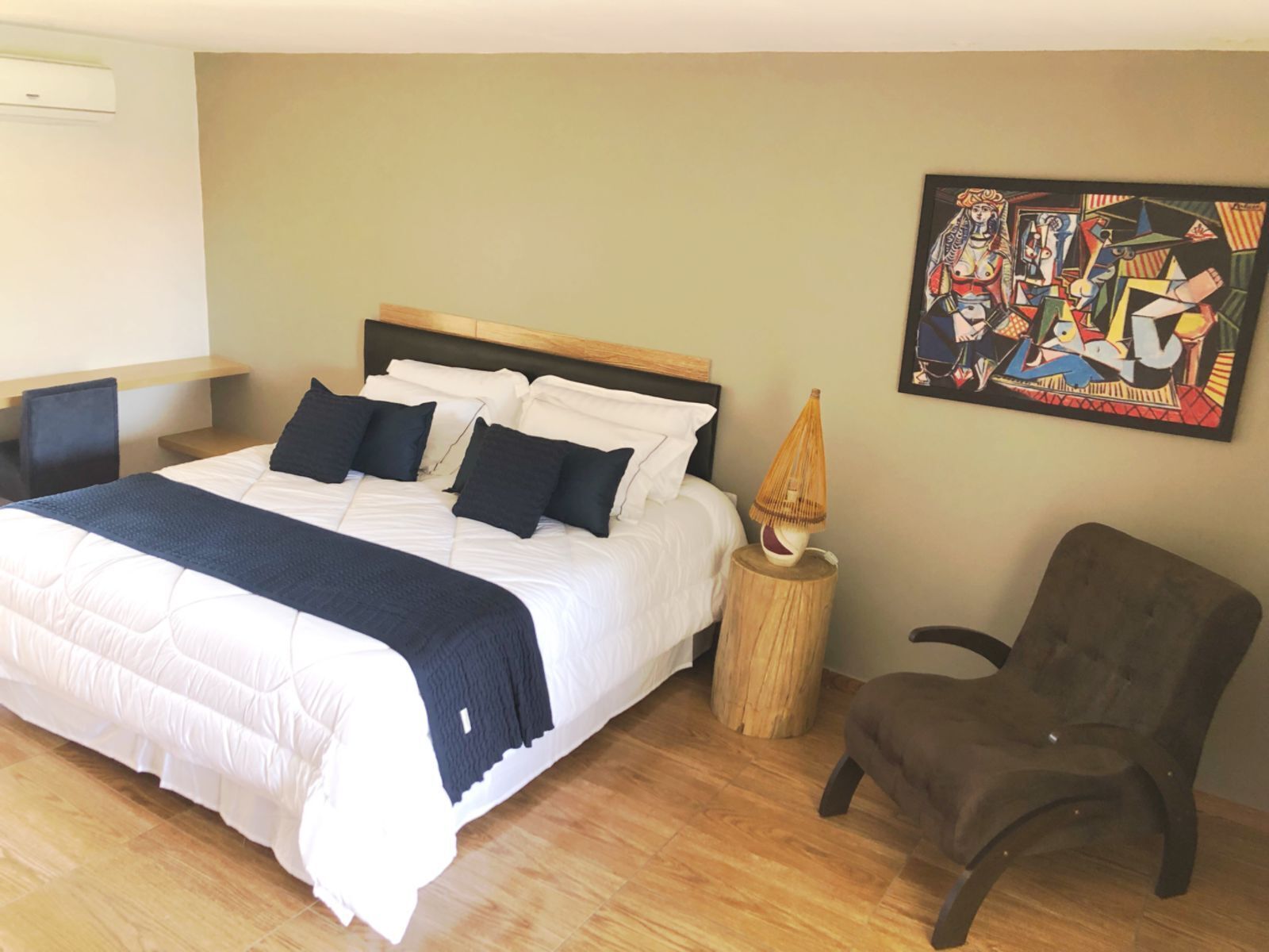 Suite Supérieure, 1 chambre | Draps en coton égyptien, literie de qualité supérieure, minibar