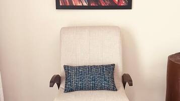 Sábanas de algodón egipcio, ropa de cama de alta calidad y minibar