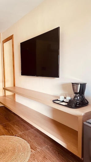 Sábanas de algodón egipcio, ropa de cama de alta calidad y minibar