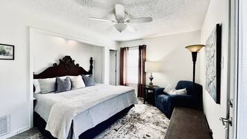 4 camere, ferro/asse da stiro, Wi-Fi gratuito, lenzuola