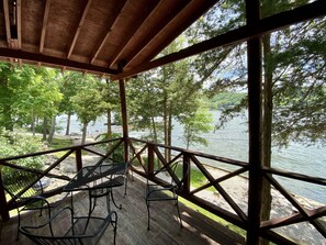 Deluxe Cabin | Lake view