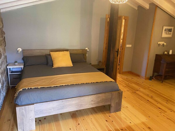 3 habitaciones, wifi y ropa de cama 