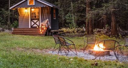 62 Acre Retreat · Hot Tub · Sauna · Rivers Ledge