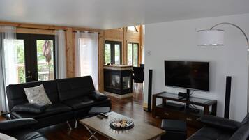 Smart TV, DVD player, stereo