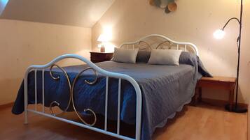 2 chambres, fer et planche Ă  repasser, lit parapluie, Wi-Fi gratuit