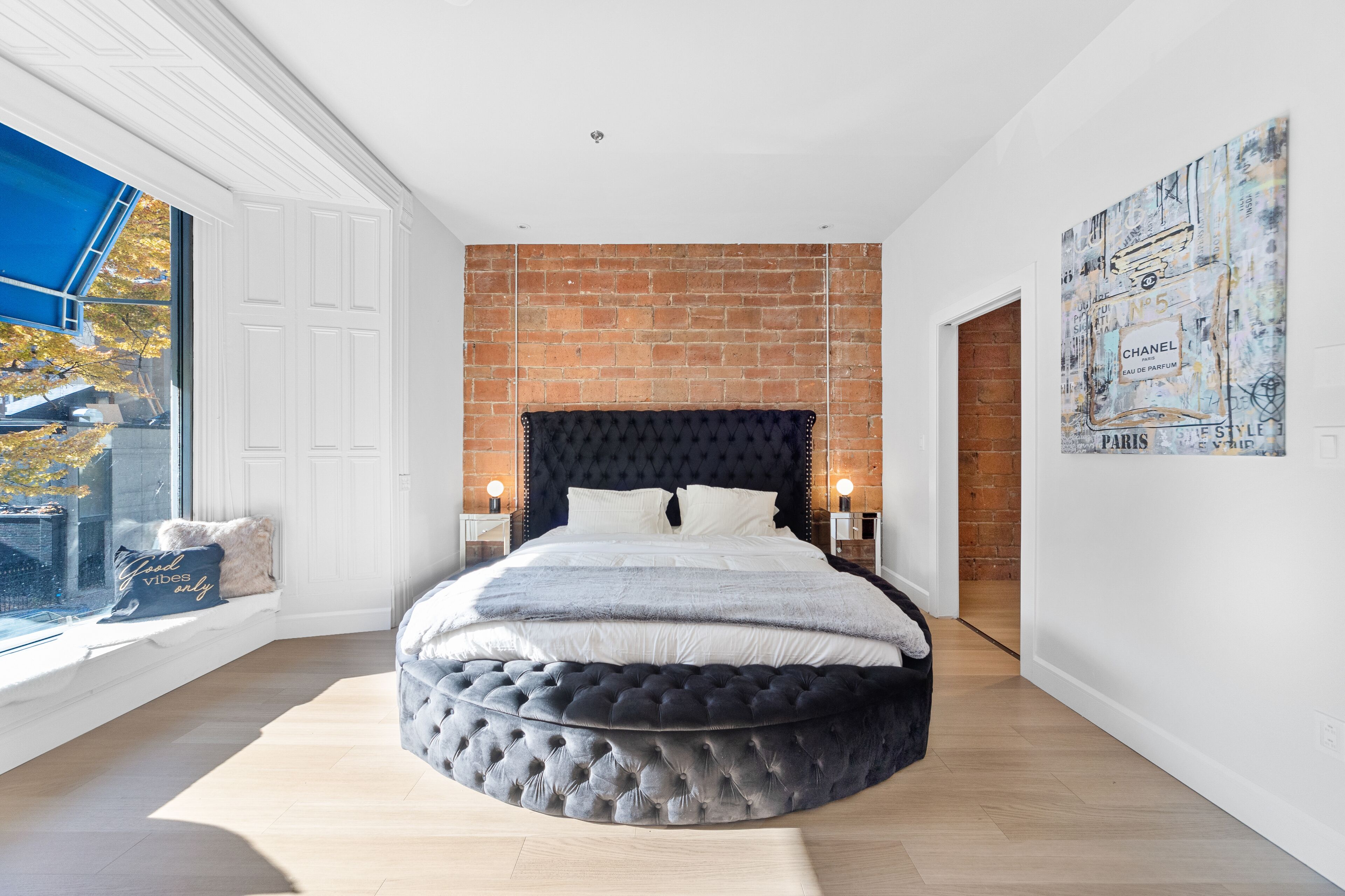 Presidential-Apartment