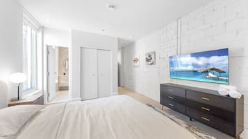 Presidential Apartment | 2 bedrooms, desk, laptop workspace, blackout drapes