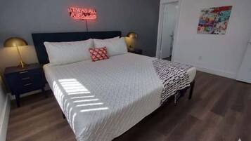 1 Schlafzimmer, Schreibtisch, Bügeleisen/Bügelbrett, WLAN