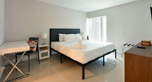 1 bedroom, premium bedding, memory foam beds, desk