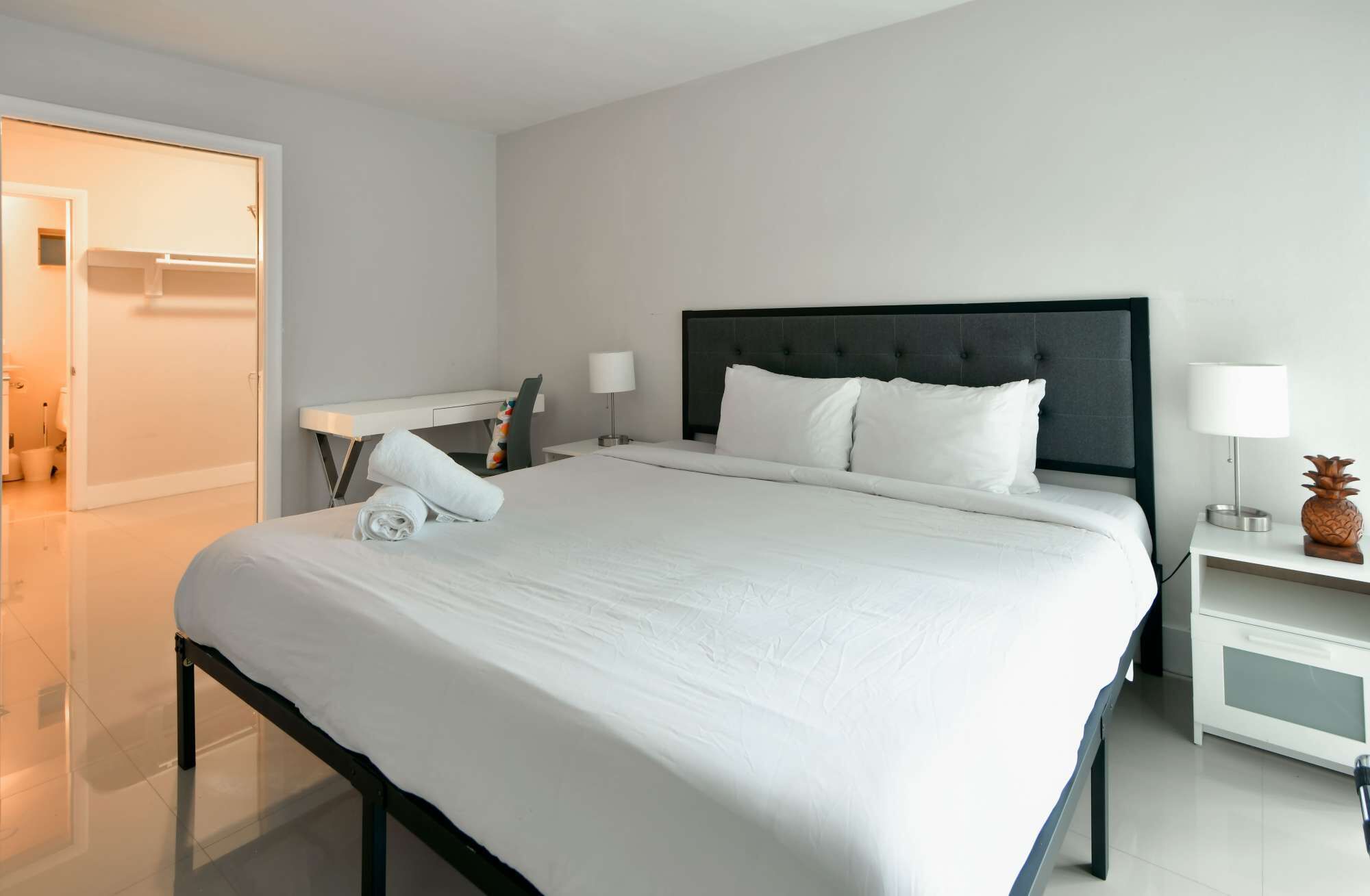 1 chambre, literie de qualité supérieure, matelas mémoire de forme