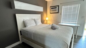 1 bedroom, desk, iron/ironing board, WiFi - ✨Lower Wyn. Beautiful, chick, swanky in Wynwood (Miami)