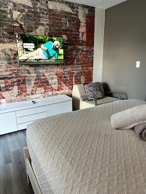 1 bedroom, desk, iron/ironing board, WiFi - ✨Lower Wyn. Beautiful, chick, swanky in Wynwood (Miami)