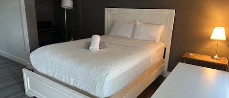 1 quarto, escrivaninha, ferros/tábuas de passar roupa, Wi-Fi