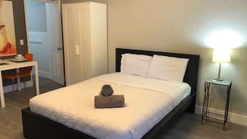 1 bedroom, iron/ironing board, WiFi, bed sheets