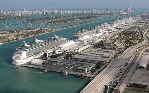 Point of interest - ✨Rest + EAT + SHOP | NEW ONE BEDROOM PLUS FREE PARKING (Miami)