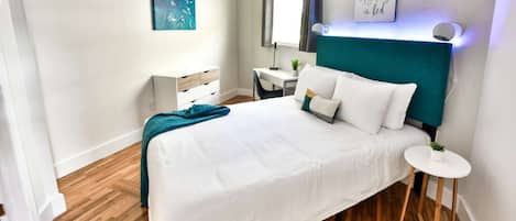 1 chambre, bureau, fer et planche à repasser, Wi-Fi
