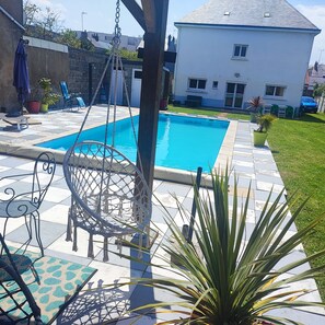 Piscine couverte, piscine extérieure