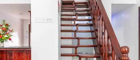 Suite Comfort | 1 kamar tidur dan dilengkapi dengan perabotan berbeda-beda