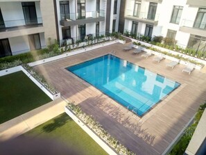 3 piscine all'aperto