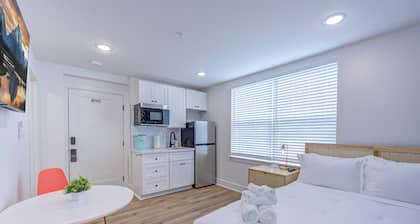 Surf Trip Studio Apartment