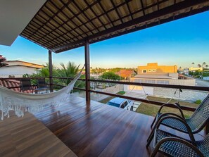 Standard Apartment, 1 Double Bed with Sofa bed, Non Smoking, Partial Ocean View | Balcony view - Casa do leo (Marechal Deodoro)