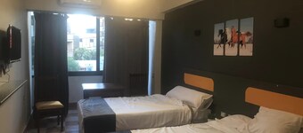royal hotel