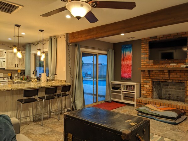 Smart TV, DVD player, computer monitors, printers