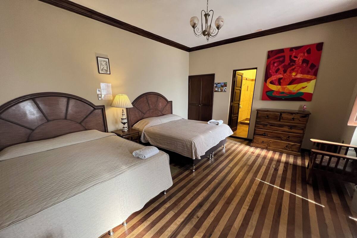 Deluxe Double Room | WiFi (free), bed sheets