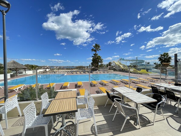 Piscine extérieure, piscine chauffée