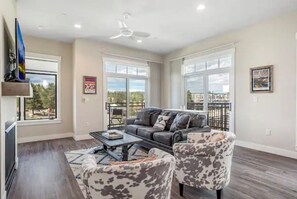 Téléviseur connecté, foyer