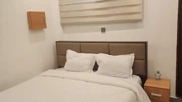 1 chambre, literie de qualité supérieure, couette en duvet d'oie